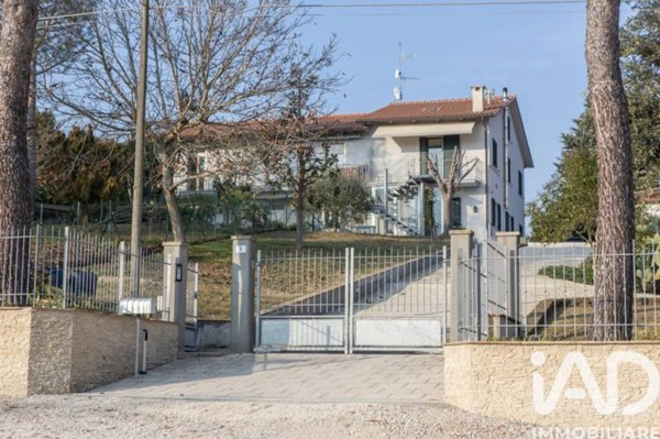 casa indipendente in vendita a Filottrano
