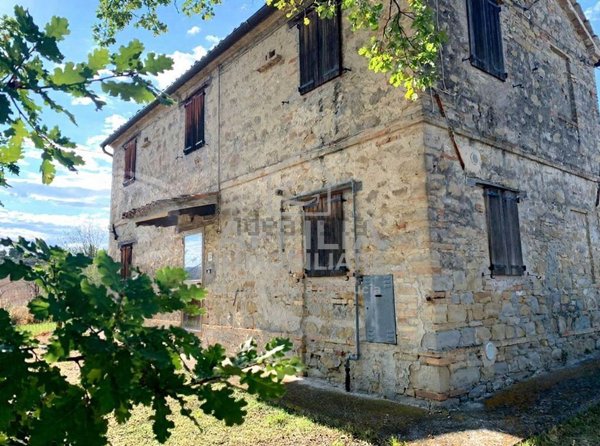 casa indipendente in vendita a Filottrano in zona Cantalupo