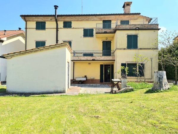 casa indipendente in vendita a Filottrano