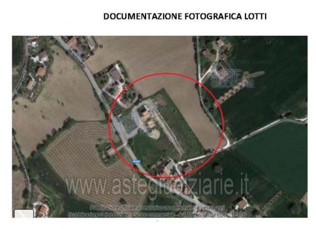 terreno edificabile in vendita a Filottrano in zona Imbrecciata