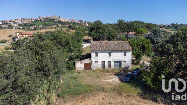 casa indipendente in vendita a Filottrano