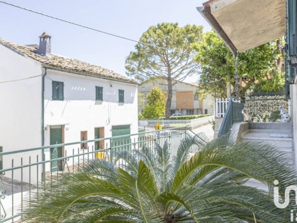 casa indipendente in vendita a Filottrano in zona San Biagio