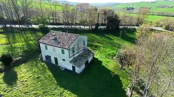 casale in vendita a Filottrano