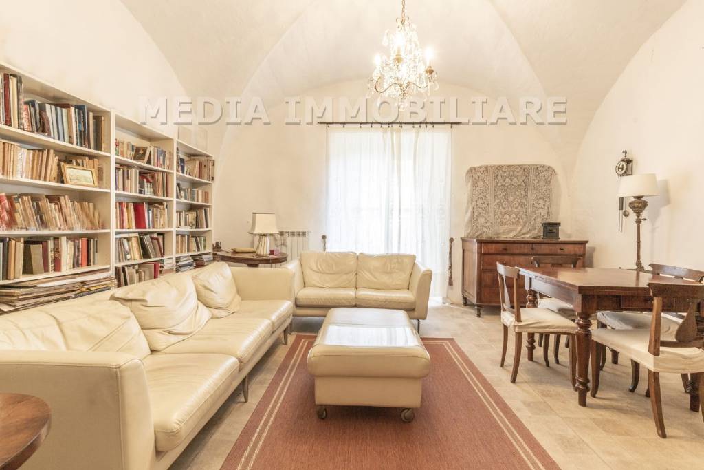 casa indipendente in vendita a Filottrano