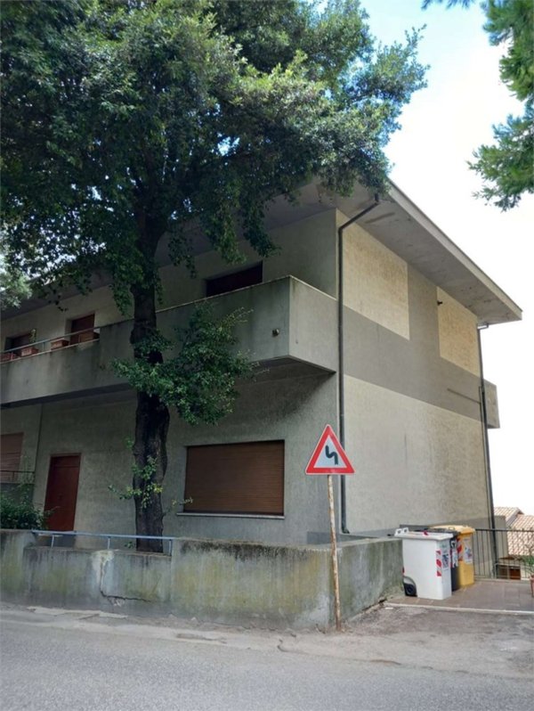 casa indipendente in vendita a Filottrano