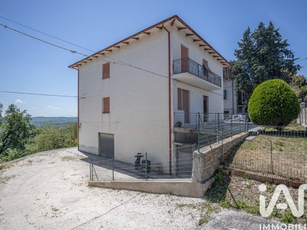 casa indipendente in vendita a Filottrano in zona Tornazzano