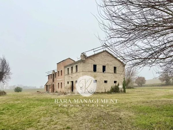 casa indipendente in vendita a Filottrano