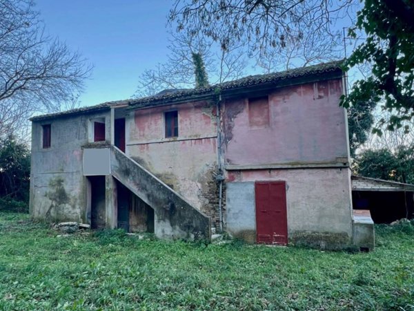 casa indipendente in vendita a Filottrano