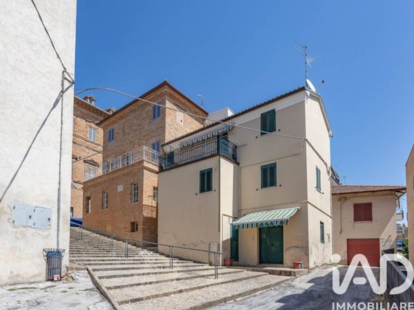 casa indipendente in vendita a Filottrano