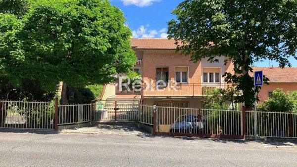casa indipendente in vendita a Filottrano in zona Cantalupo