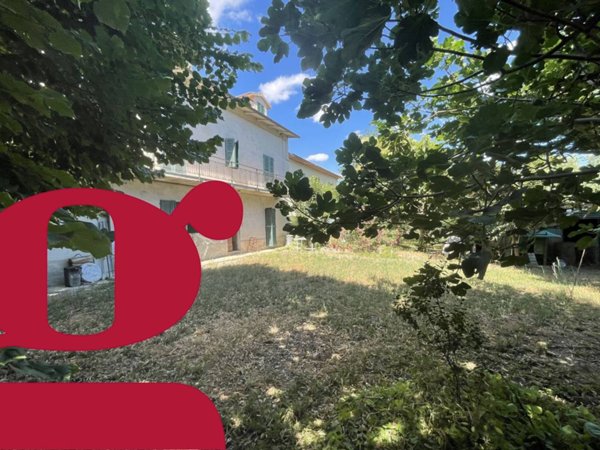 casa indipendente in vendita a Filottrano in zona Montoro
