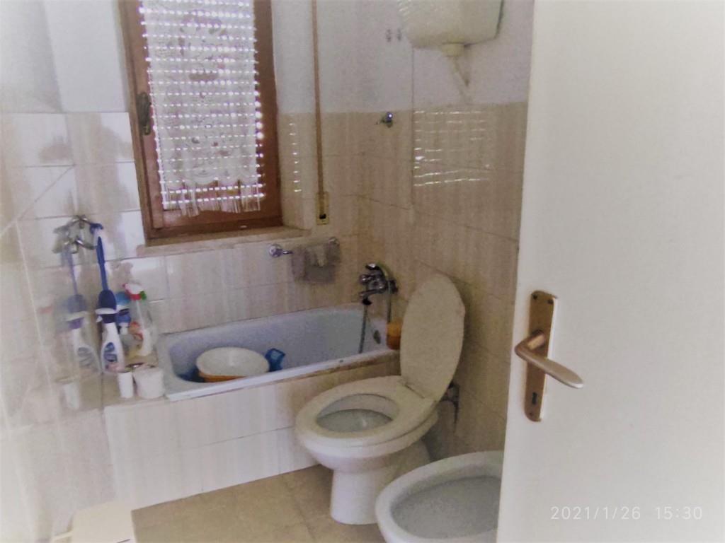 casa indipendente in vendita a Genga in zona Colcello