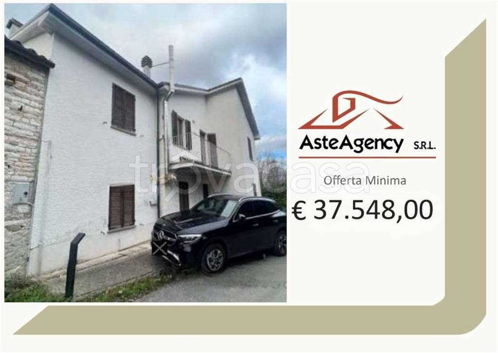 casa indipendente in vendita a Genga in zona San Fortunato