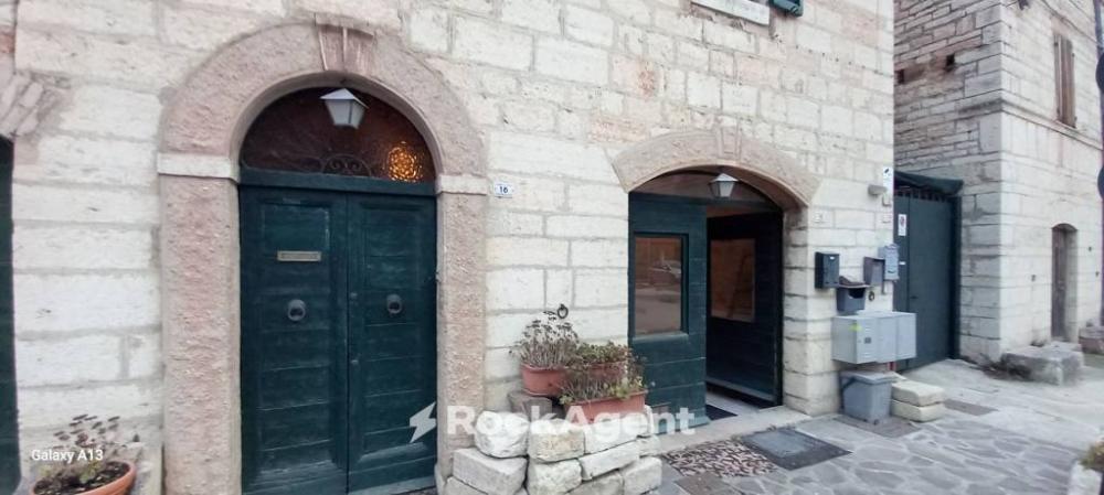 appartamento in vendita a Genga in zona Camponocecchio