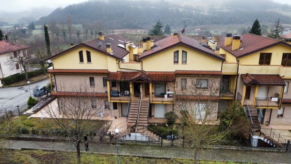 appartamento in vendita a Genga