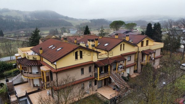appartamento in vendita a Genga