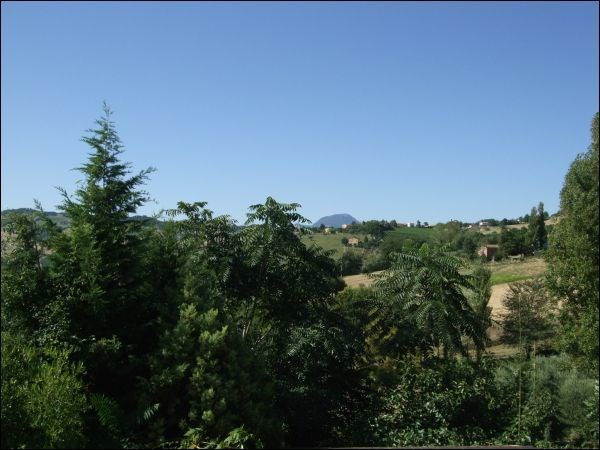 casa indipendente in vendita a Jesi