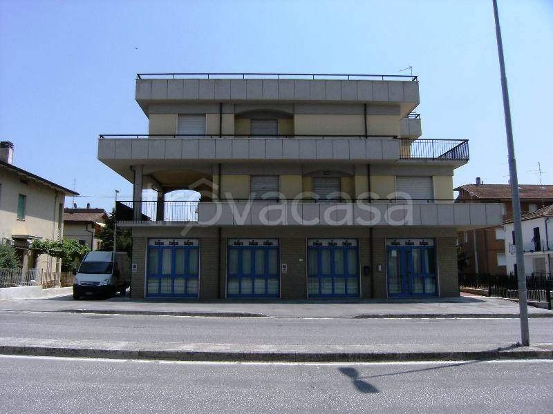ufficio in vendita a Jesi