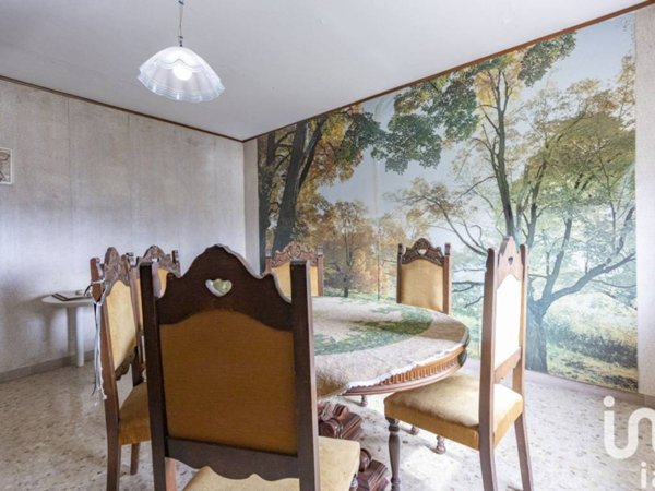 casa indipendente in vendita a Jesi