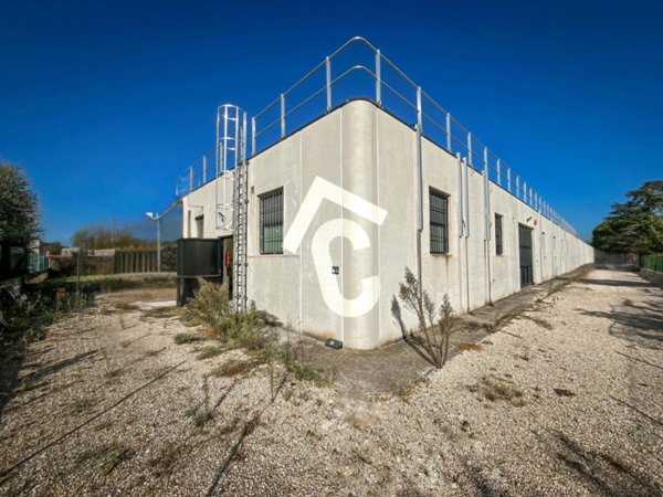 ufficio in vendita a Jesi