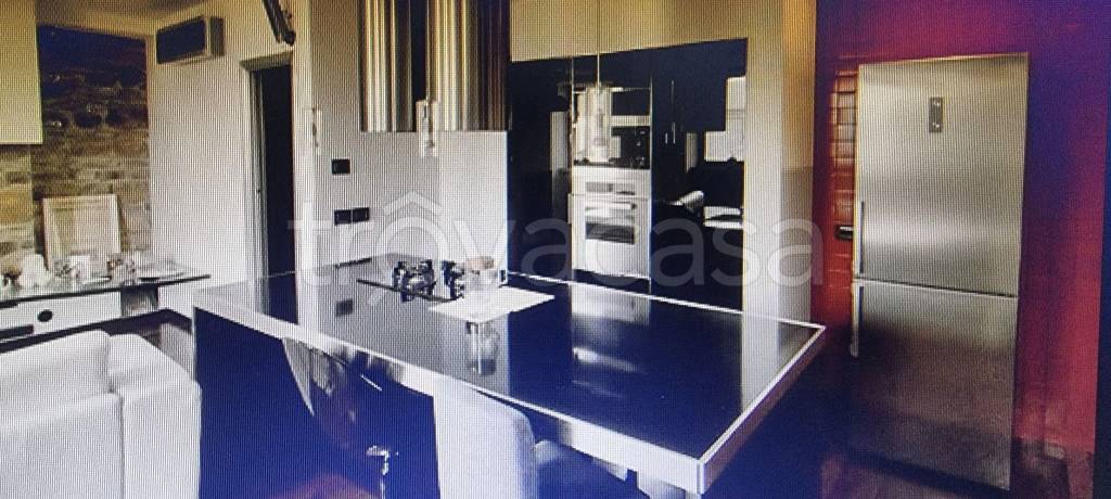 casa indipendente in vendita a Jesi