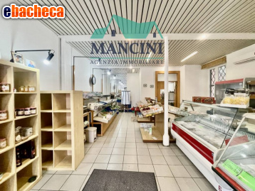 negozio in vendita a Jesi