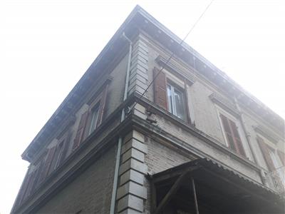 casa indipendente in vendita a Jesi