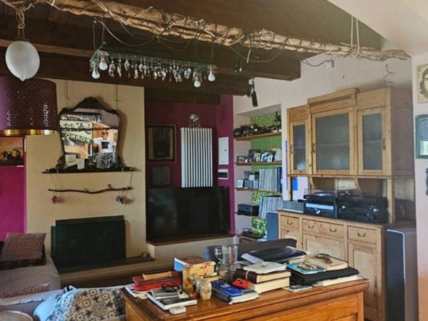casa indipendente in vendita a Jesi