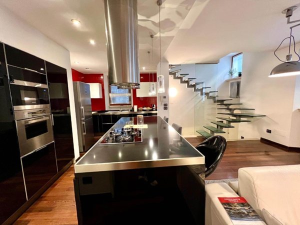 casa indipendente in vendita a Jesi