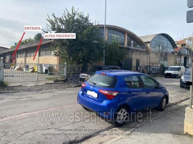 negozio in vendita a Jesi