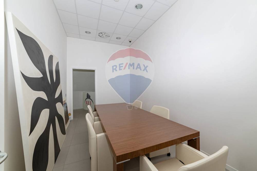 ufficio in vendita a Jesi