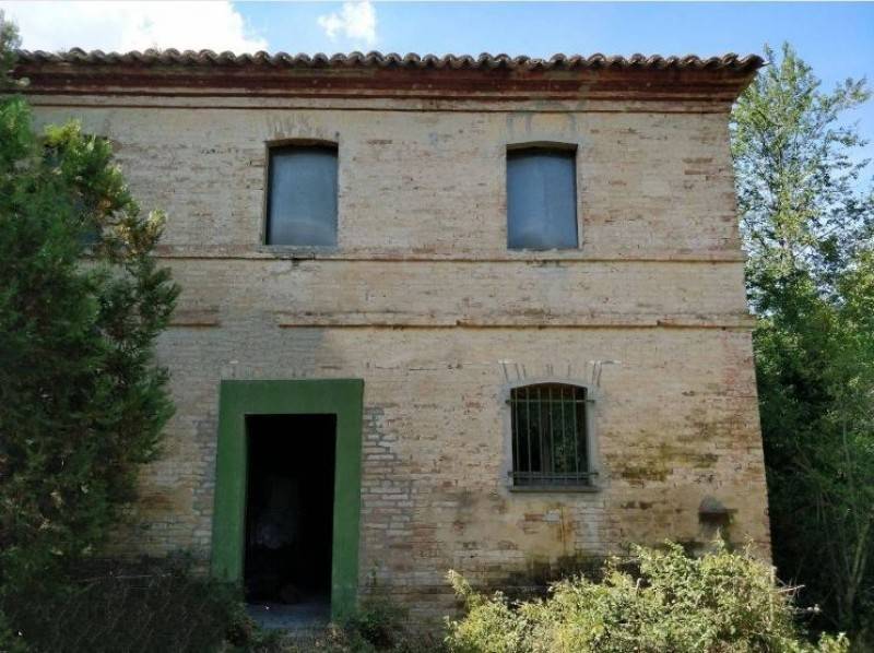 casa indipendente in vendita a Jesi