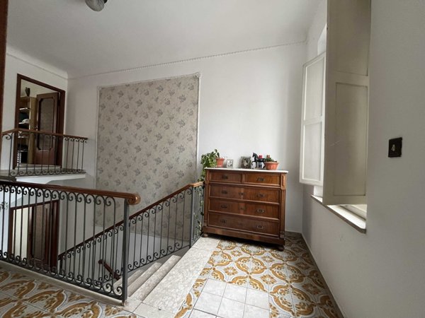 casa indipendente in vendita a Jesi