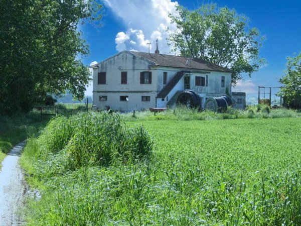 casa indipendente in vendita a Jesi