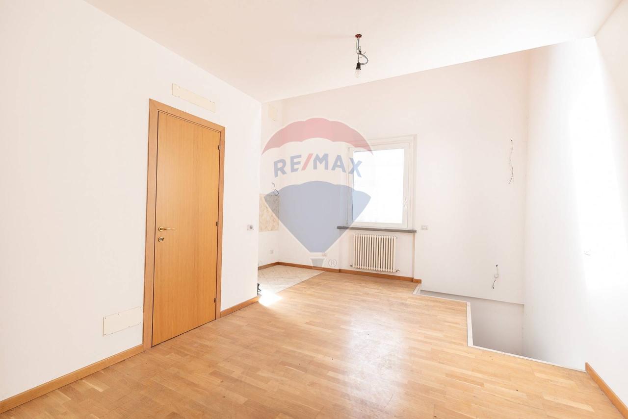 appartamento in vendita a Jesi