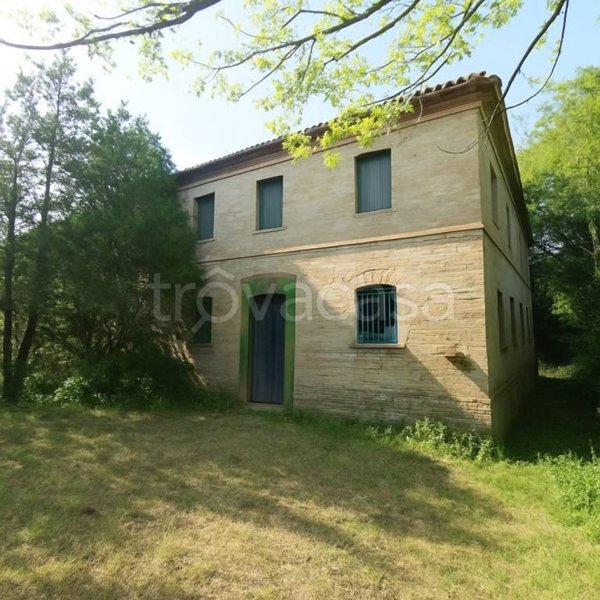 casa indipendente in vendita a Jesi