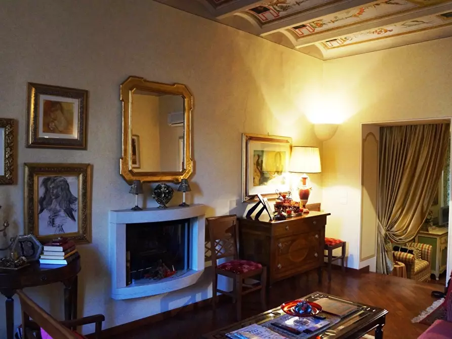 casa indipendente in vendita a Jesi