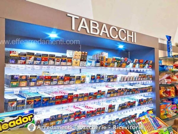 negozio in vendita a Jesi