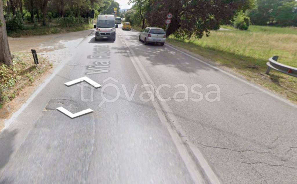 casa indipendente in vendita a Jesi