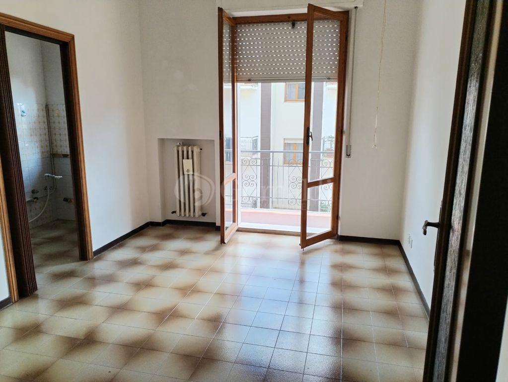 appartamento in vendita a Jesi in zona Tabano