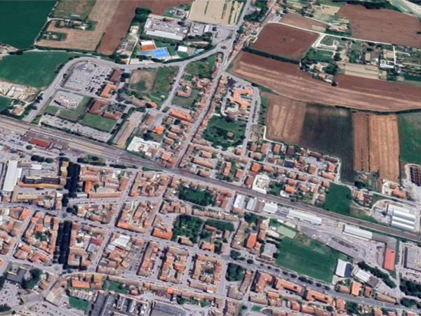 intera palazzina in vendita a Jesi in zona Tabano