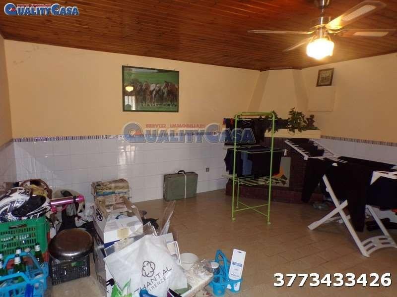 casa indipendente in vendita a Jesi