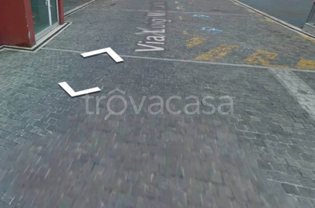 negozio in vendita a Jesi