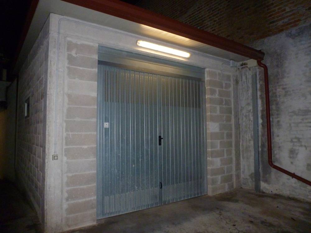 locale di sgombero in vendita a Jesi