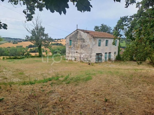 casa indipendente in vendita a Jesi