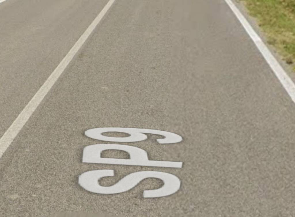 casa indipendente in vendita a Jesi in zona Mazzangrugno