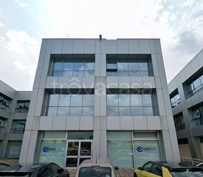 ufficio in vendita a Jesi