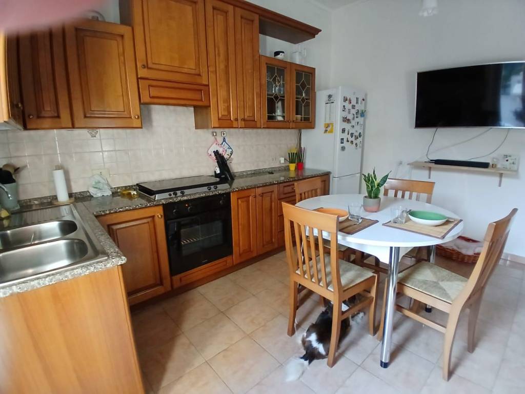 appartamento in vendita a Jesi in zona Mazzangrugno