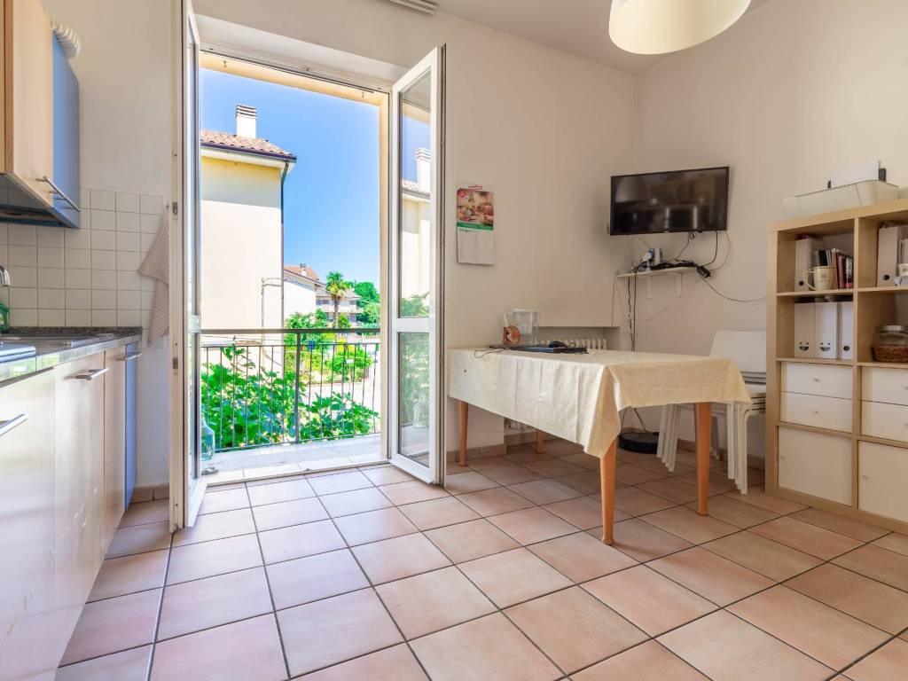 casa indipendente in vendita a Jesi