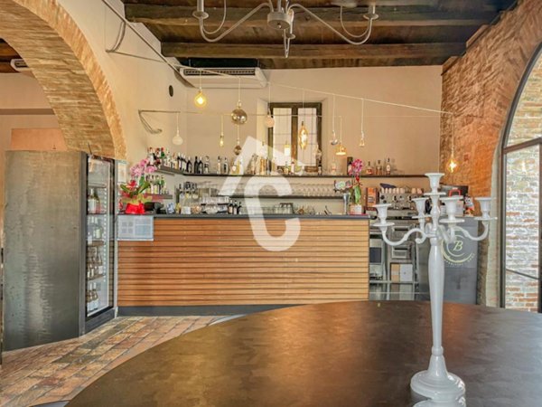 negozio in vendita a Jesi